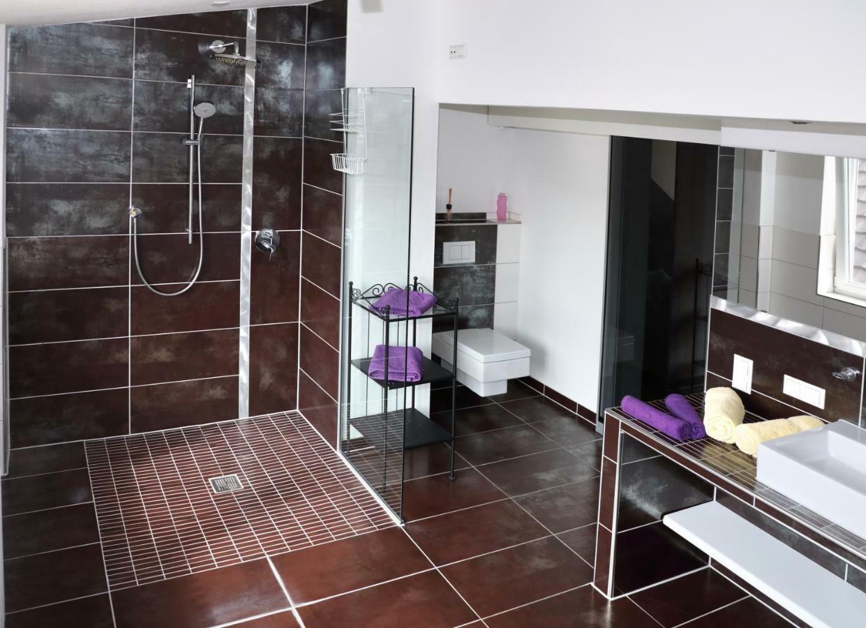 Ferienwohnungen Pension Aurora Каппель-Графенхаузен Экстерьер фото