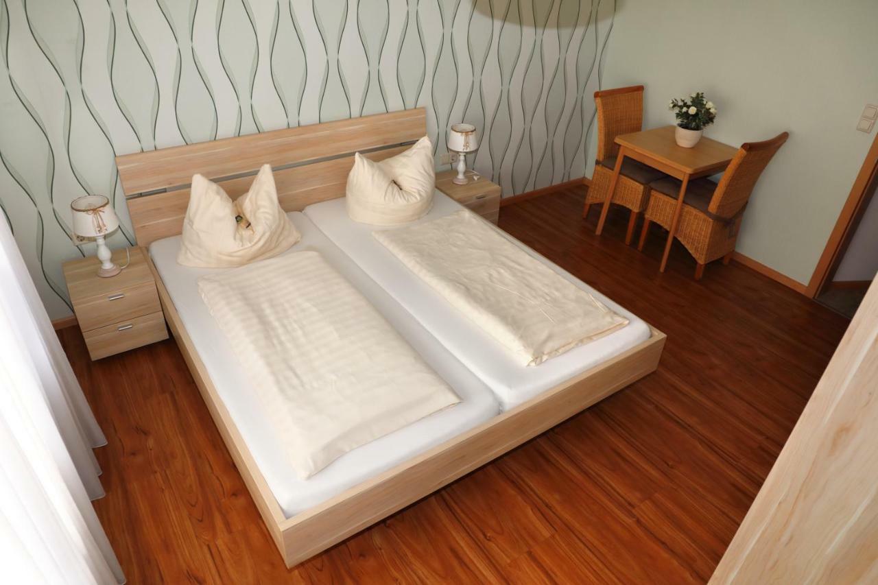 Ferienwohnungen Pension Aurora Каппель-Графенхаузен Экстерьер фото