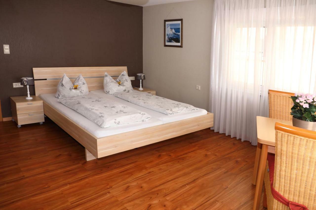 Ferienwohnungen Pension Aurora Каппель-Графенхаузен Экстерьер фото